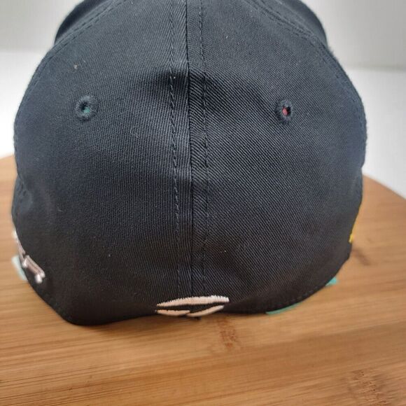 TaylorMade R11 TMax Burner Hat - Black Golf Cap NWD Fits Medium Fitted - Picture 4 of 10